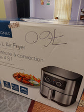 Load image into Gallery viewer, Insignia Air Fryer - 4.8L - Stainless Steel

